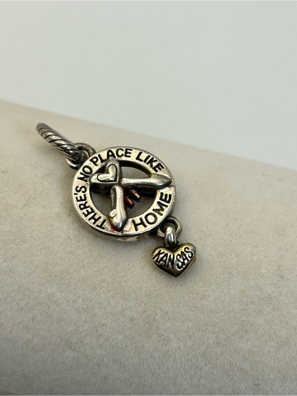 Brighton "There's No Place Like Home" Kansas Charm Silver Plated 1.5"
